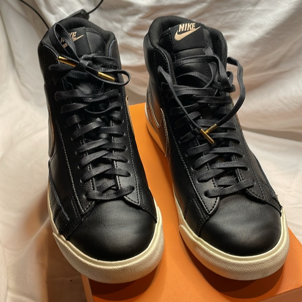 Nike Blazer Mid PRM